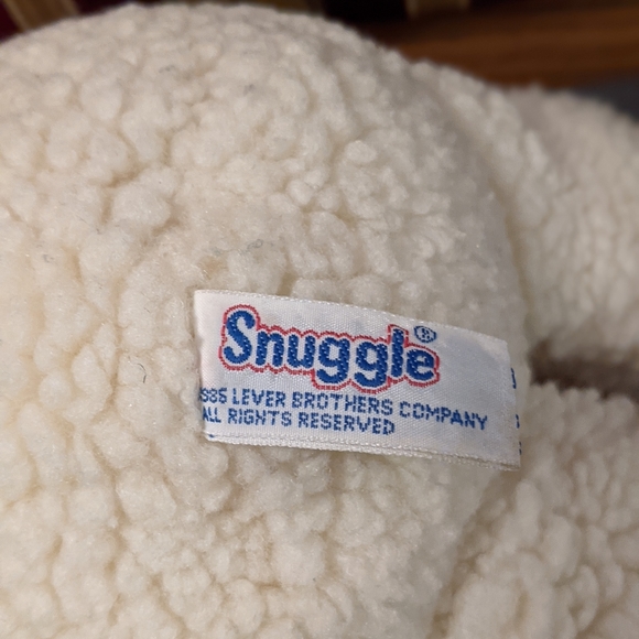 Vintage 1986 Russ Snuggle Bear 15" Plush - Picture 2 of 6